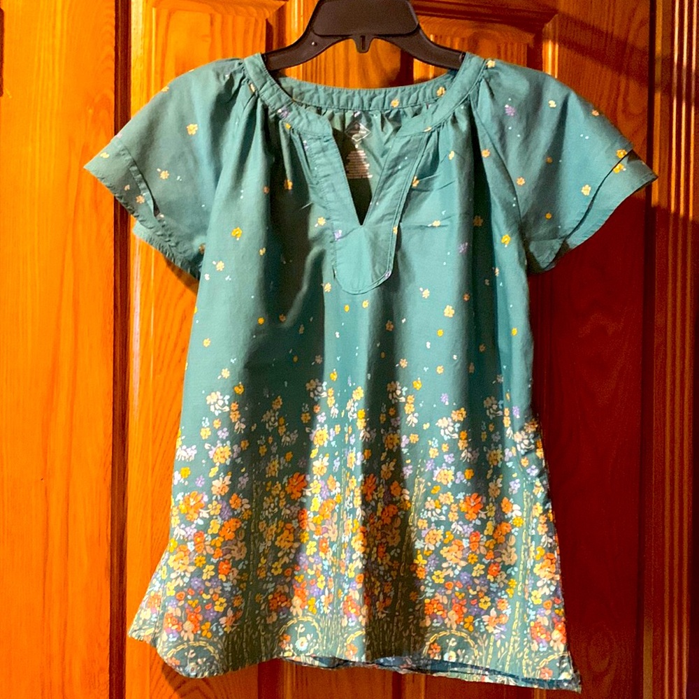Women’s S St. John’s Bay cap sleeve blouse